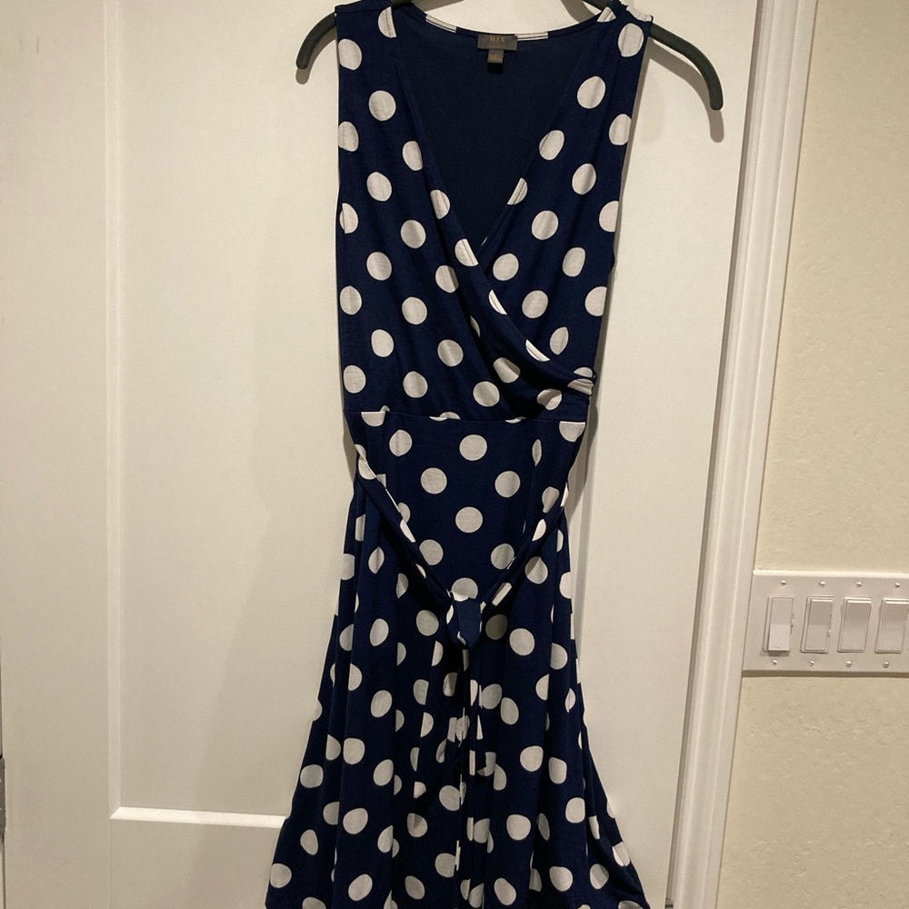 Polka-dot blue dress